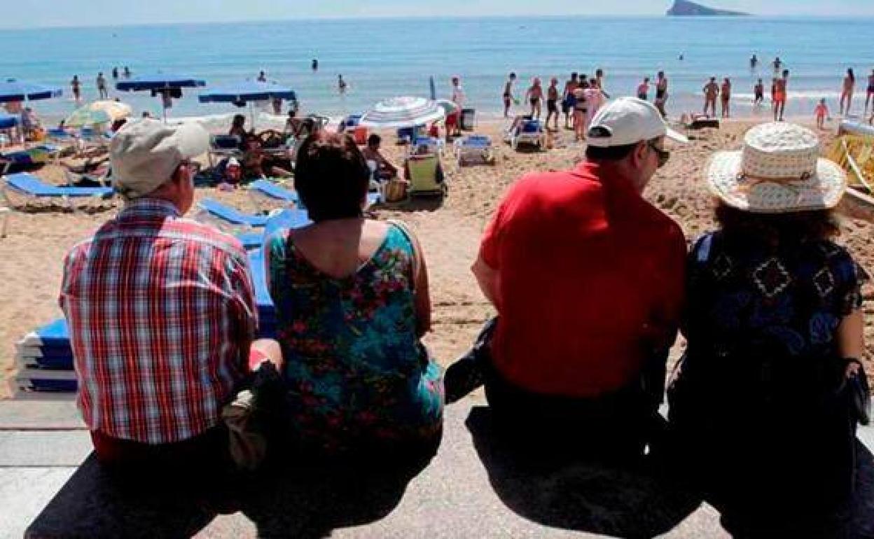 Los viajes del Imserso se retomarán en octubre si la vacunación continúa a buen ritmo