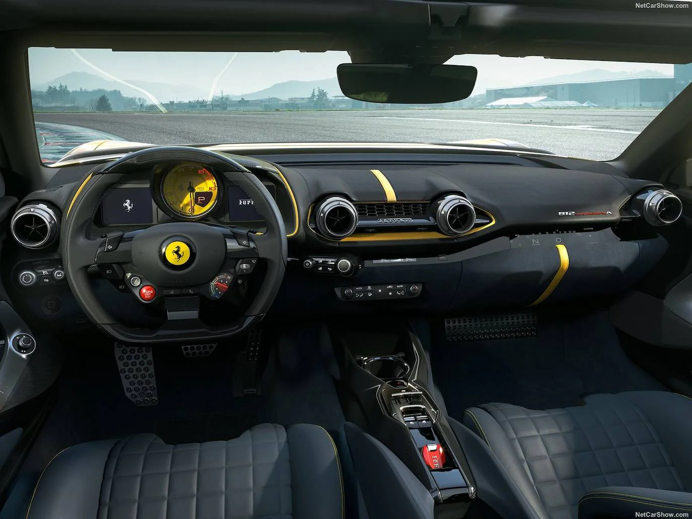 Fotos: Fotogalería: Ferrari 812 Competizione y Competizione A