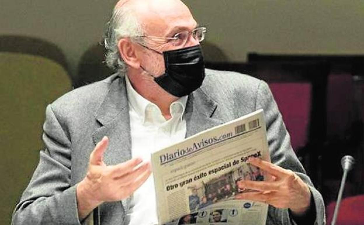 Francisco Pomares, el día que compareció en comisión parlamentaria. 