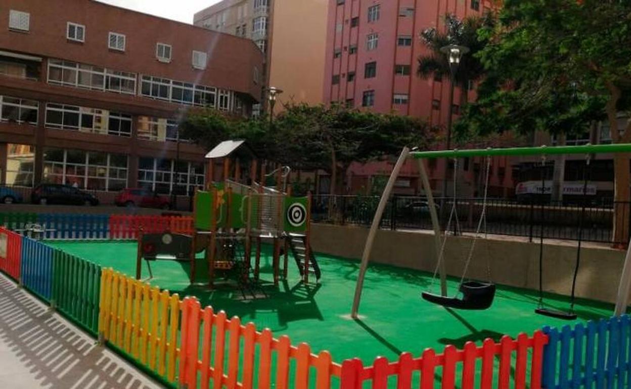 La capital grancanaria abre los locales sociales, los parques y mantiene las terrazas temporales