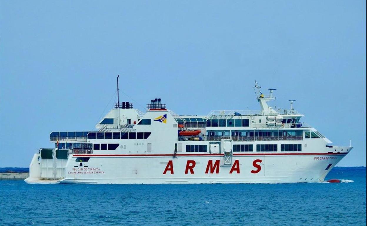 El ferri Volcán de Tindaya. 