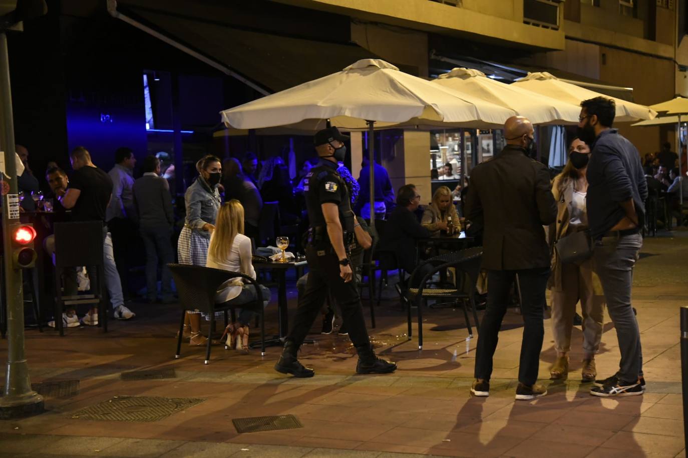 Fotos: Primer viernes sin toque de queda en Canarias-