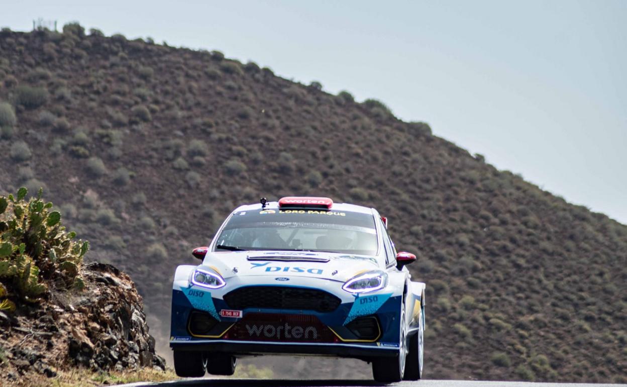 Enrique Cruz y Yeray Mujica siguen su racha de victorias con el Ford Fiesta Rally2. 