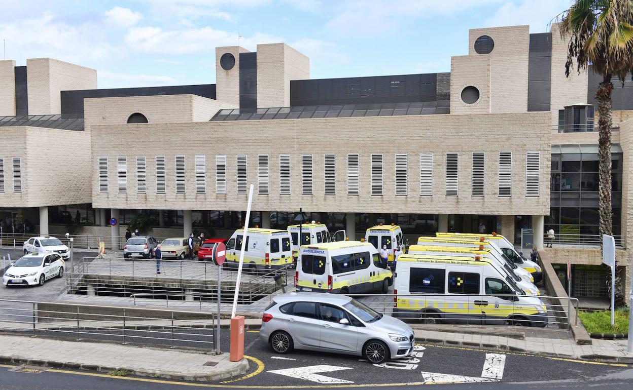 El herido fue evacuado al Hospital Negrín