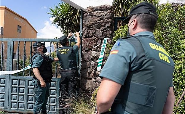 La Guardia Civil espera incorporar en la búsqueda un sonar y un robot del IEO