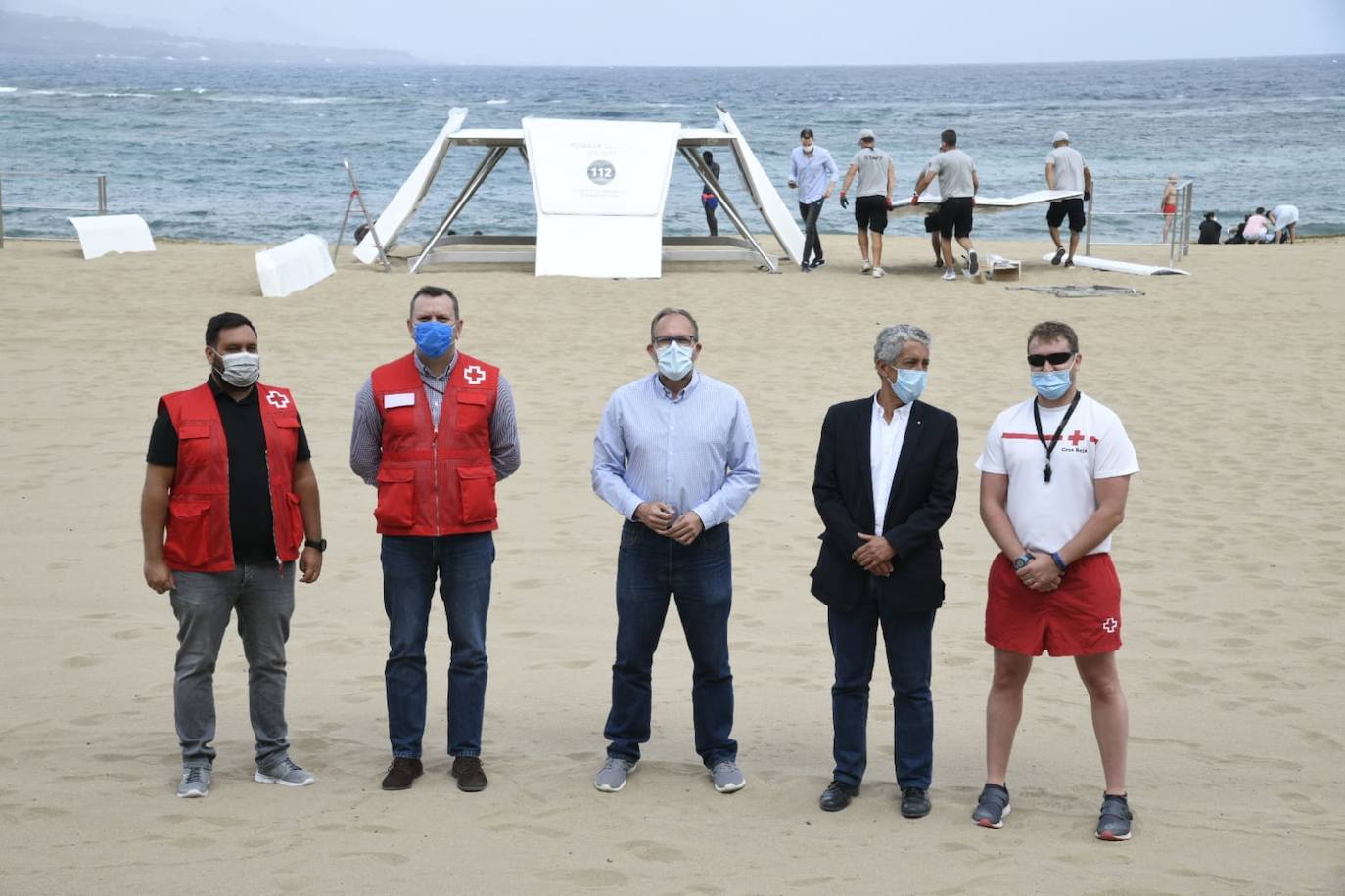 Los responsables de la Concejalía y de Cruz Roja. 