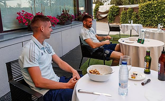 Día libre, comida en Torrelodones y vuelta a los entrenamientos para La Roja