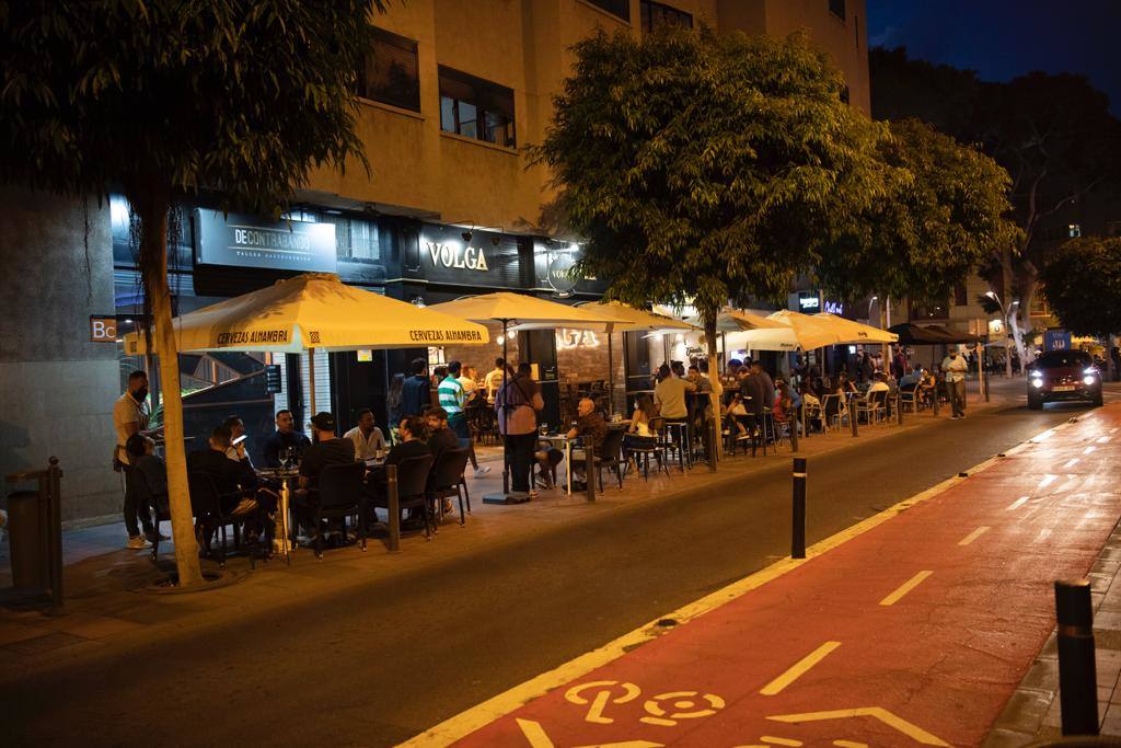 Fotos: Así vive la capital grancanaria el nuevo horario del cierre nocturno