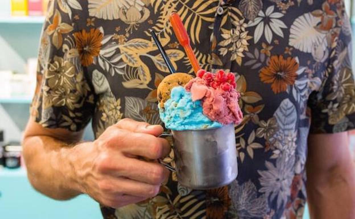 Ofrecen 1.000 dólares por probar helados durante un año