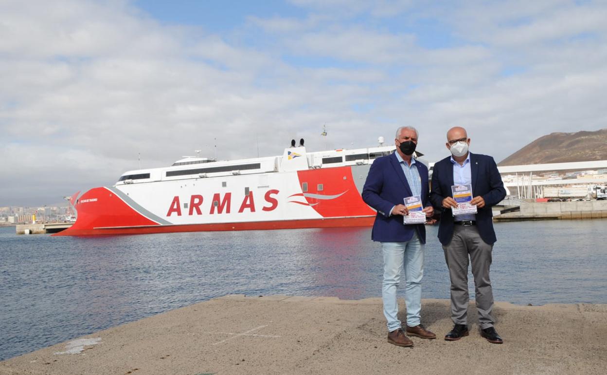 El director comercial y jefe de fletamentos de Naviera Armas, Jaime Cabrera, y el presidente de la organización, José Víctor Rodríguez. 