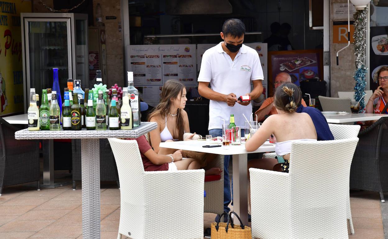 La campaña de verano generará 1,2 millones de contratos, un 20% más que en 2020