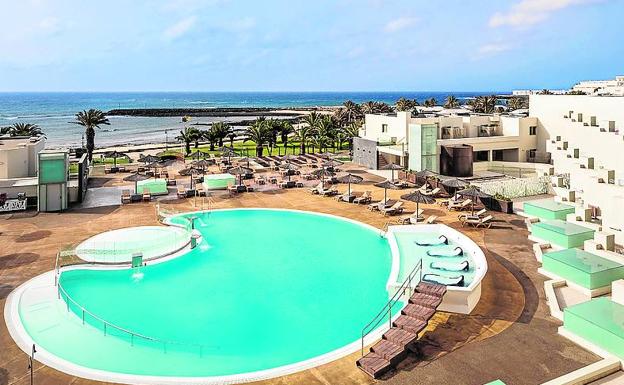 'Oasis Zone' frente al mar en HD Beach Resort & SPA Lanzarote