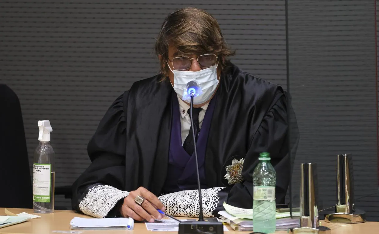 El magistrado-juez Gumersindo Pedro Manso Abizanda, titular del Juzgado de lo Social nº8 de Las Palmas, ayer, durante el juicio. 