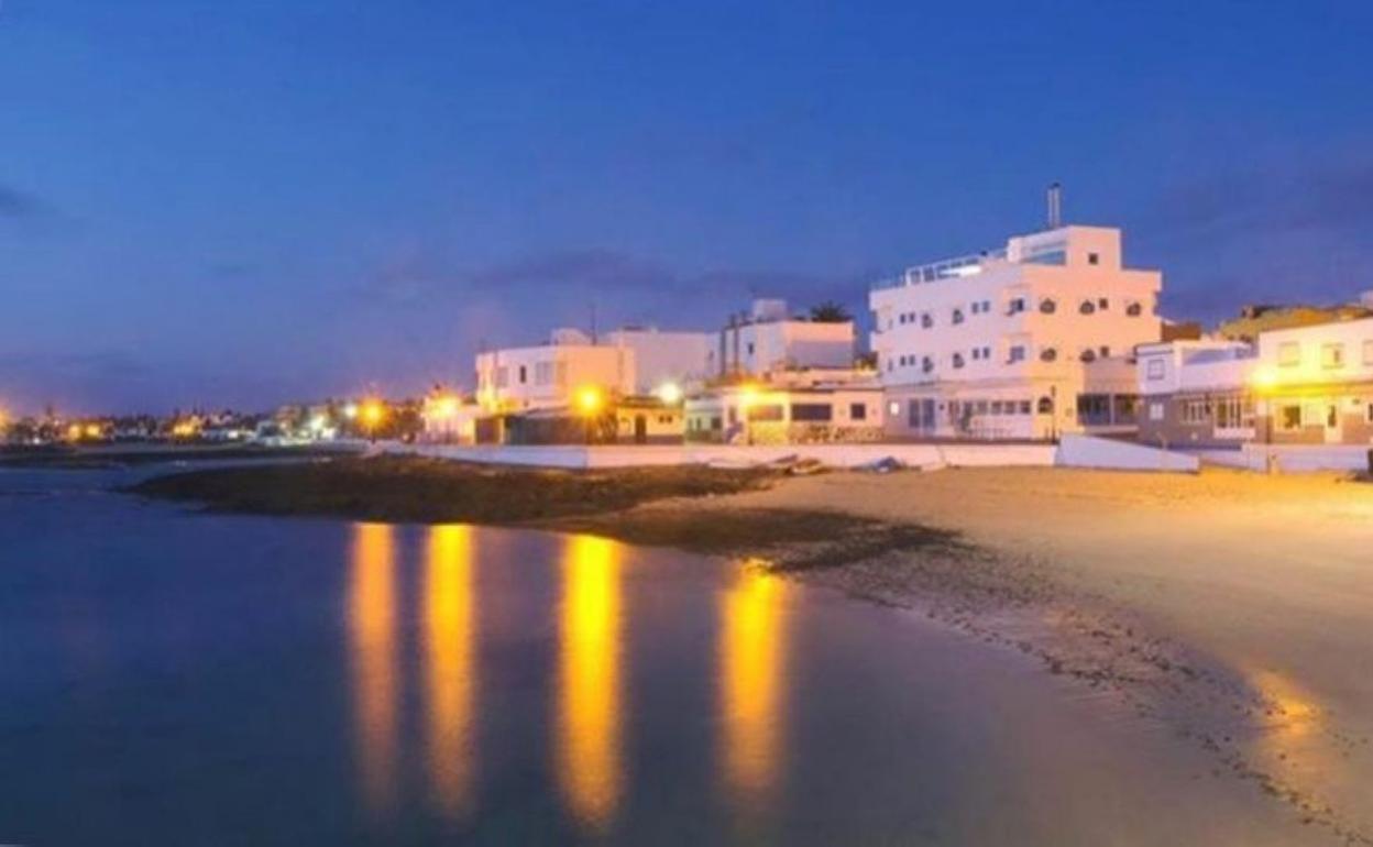 Alumbrado público del casco viejo de Corralejo. 