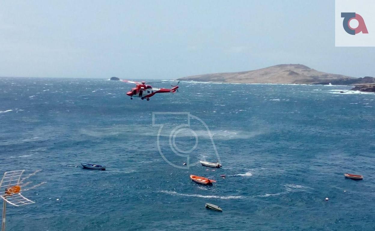Susto con un buceador en la costa de Tufia