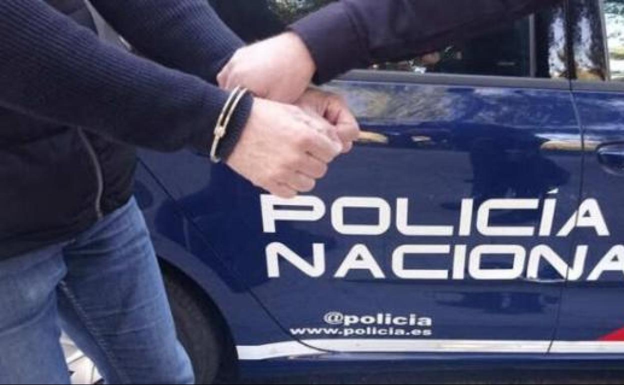 Detenidos por retener y extorsionar a una persona para robarle