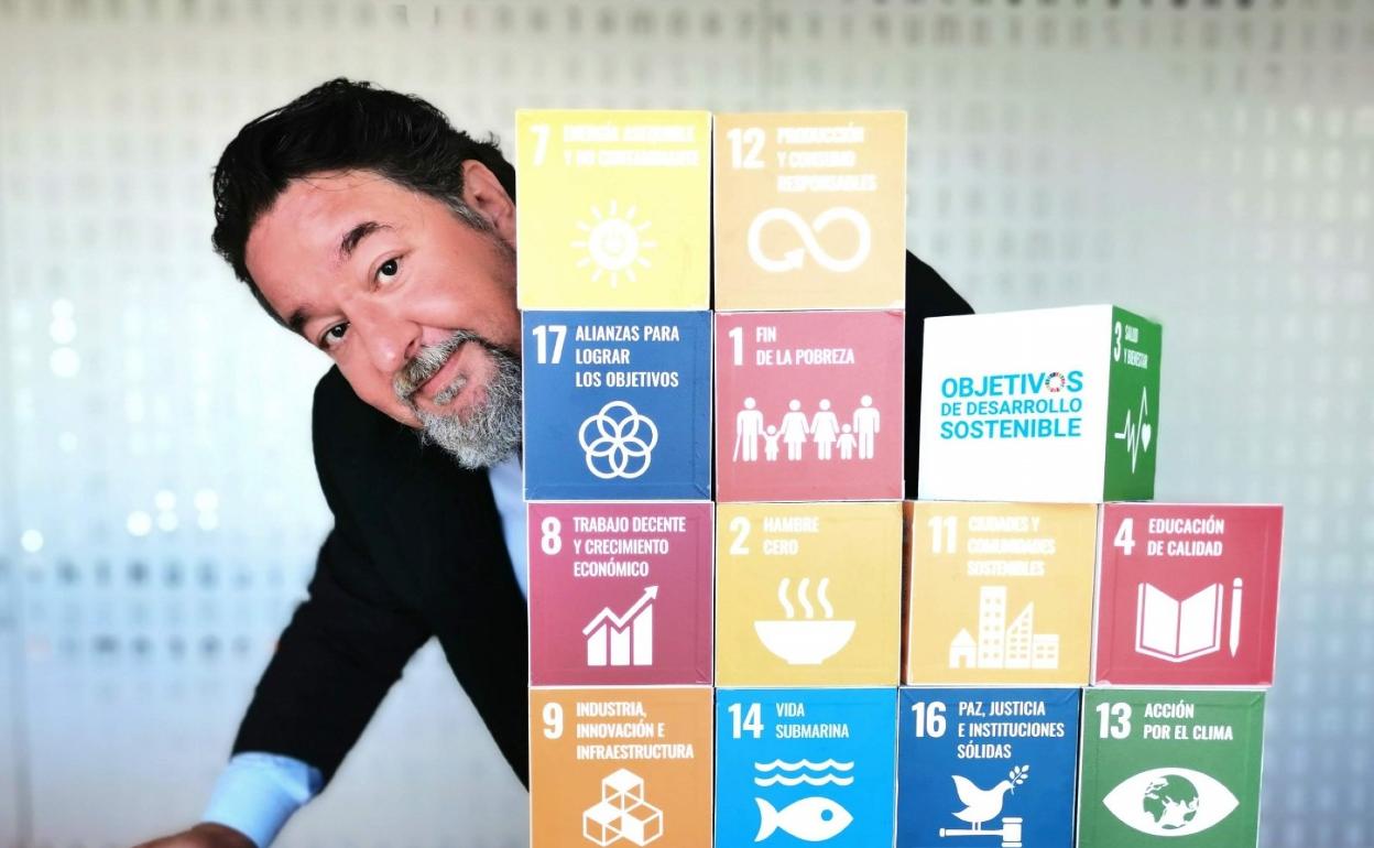 Íñigo Núñez pone en valor la importancia de la industria para un desarrollo sostenible de la actividad productiva. 