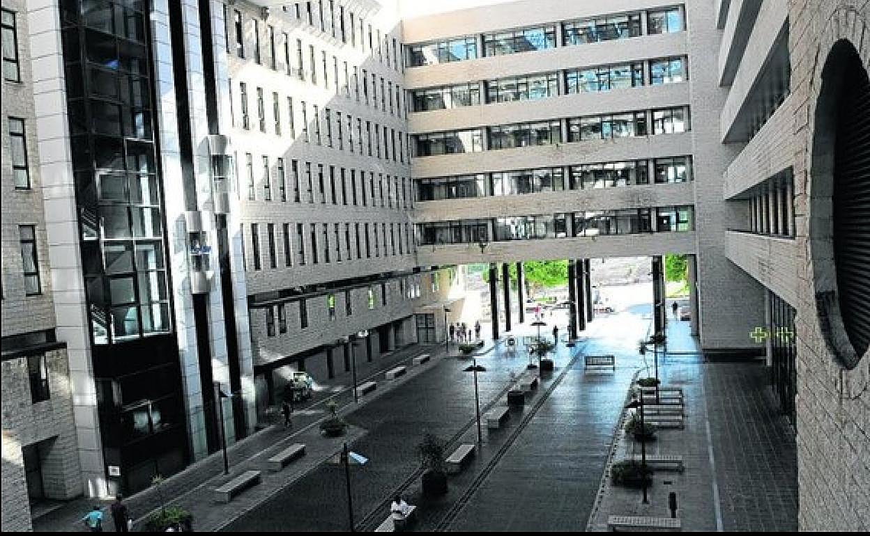 Hospital Universitario Doctor Negrín. 