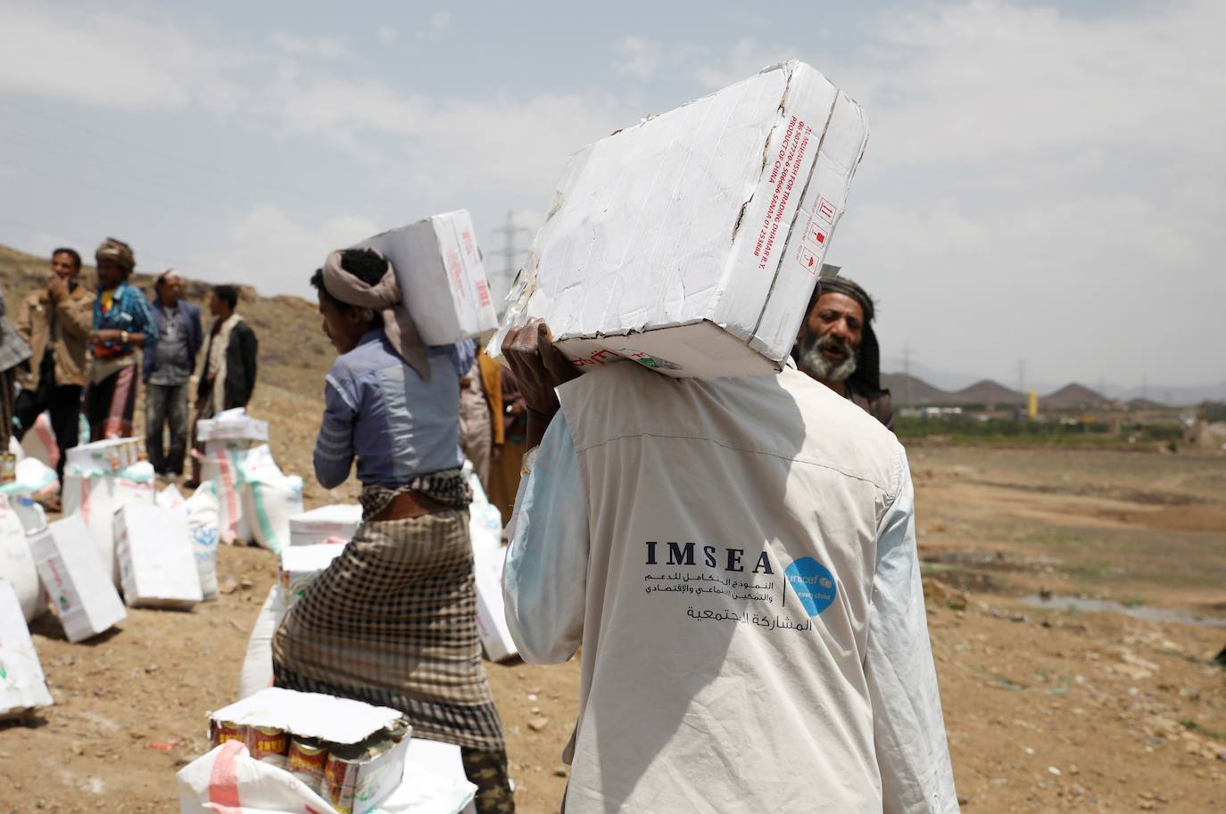 Fotos: La ONU lleva alimentos a Yemen