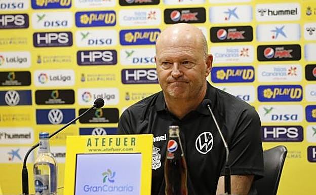 Mel da la clave del partido del domingo ante el Girona: «Tenemos que saber defendernos»