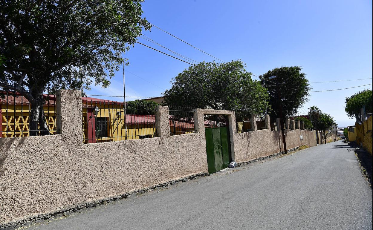 Tras 13 años de espera el Amelia Vega ya no se tendrá que preocupar por la luz