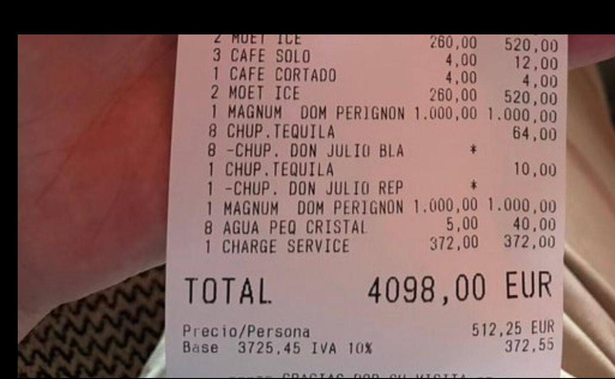 Deja 4.000 euros de propina en un restaurante de Marbella tras quejarse un cliente