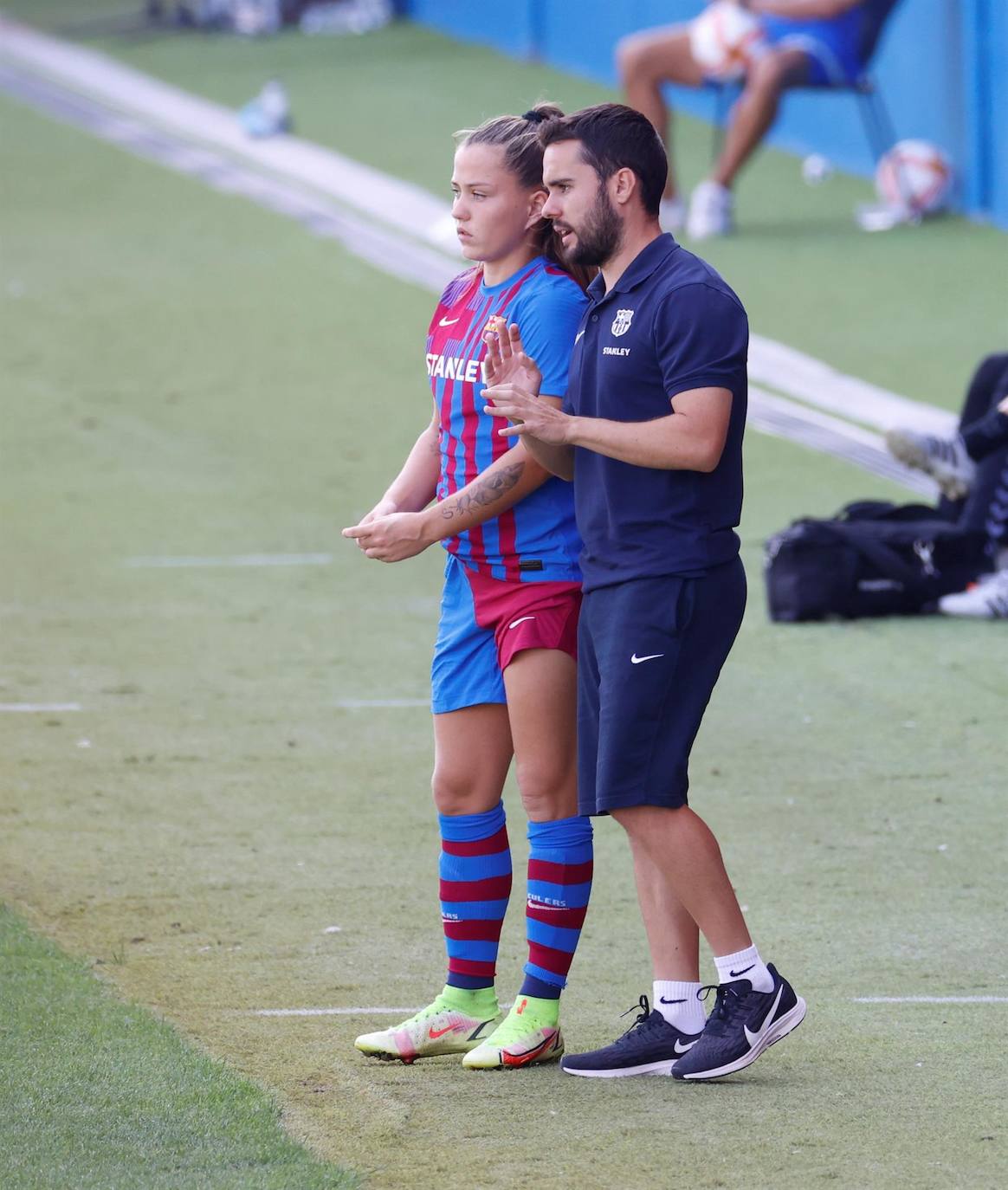 Fotos: El Barcelona Femenino arrolla al Grandilla (5-0)