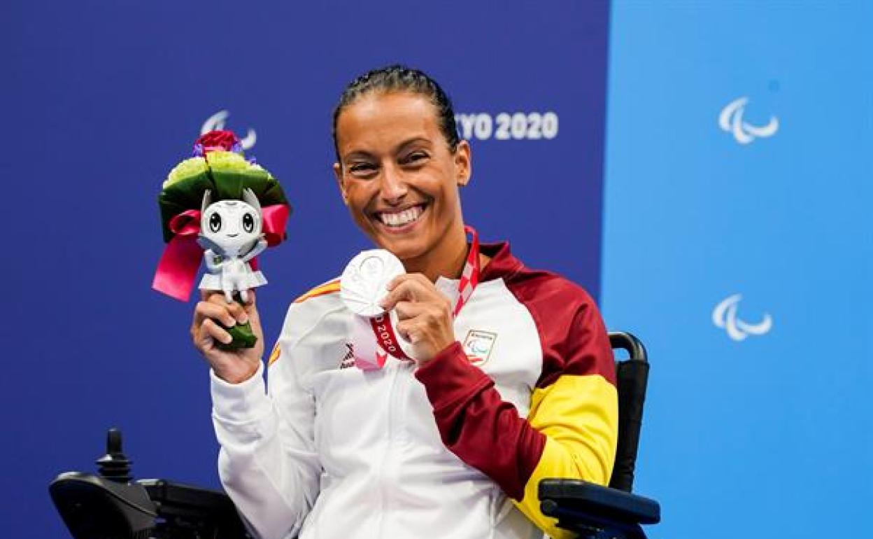 Imagen de archivo de Perales con la medalla obtenida en Tokio. 