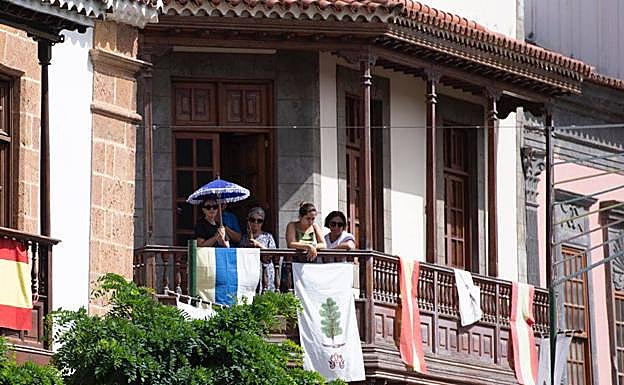 El calor aprieta y Las Tirajanas alcanza los 38 grados