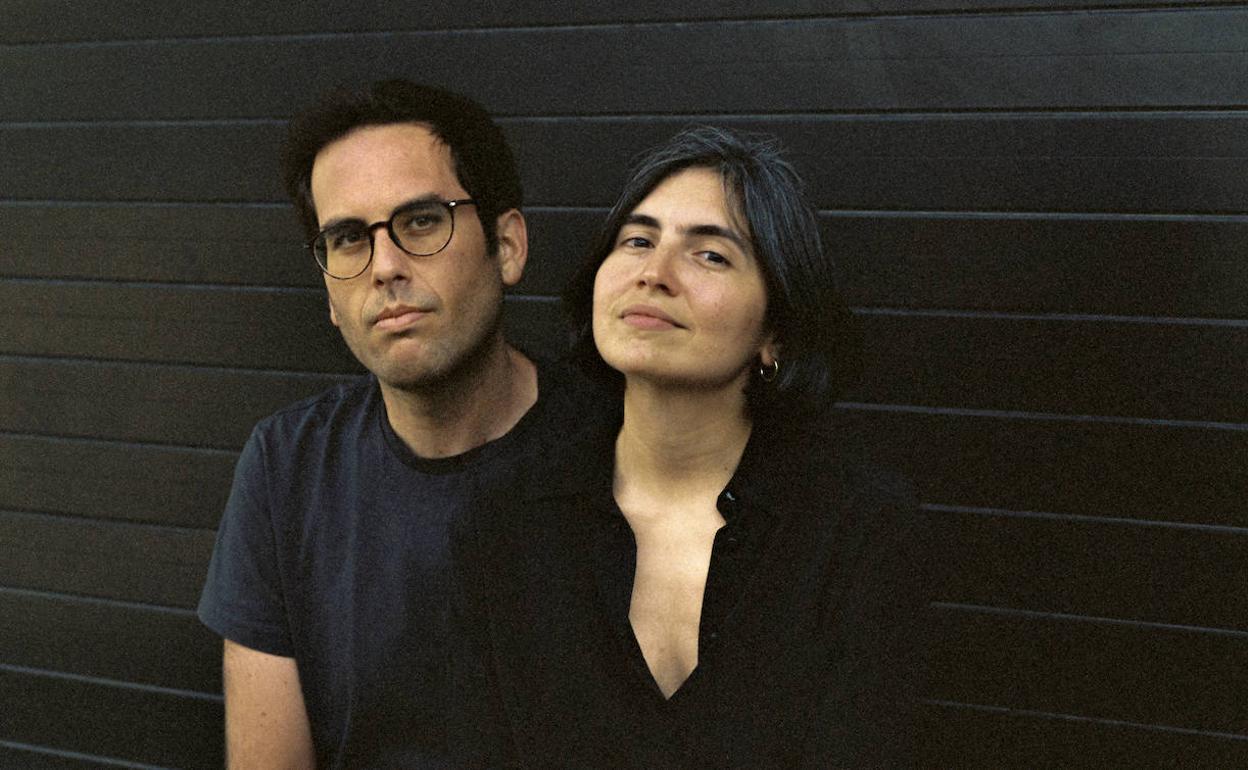 Samuel M. Delgado y Helena Girón. 