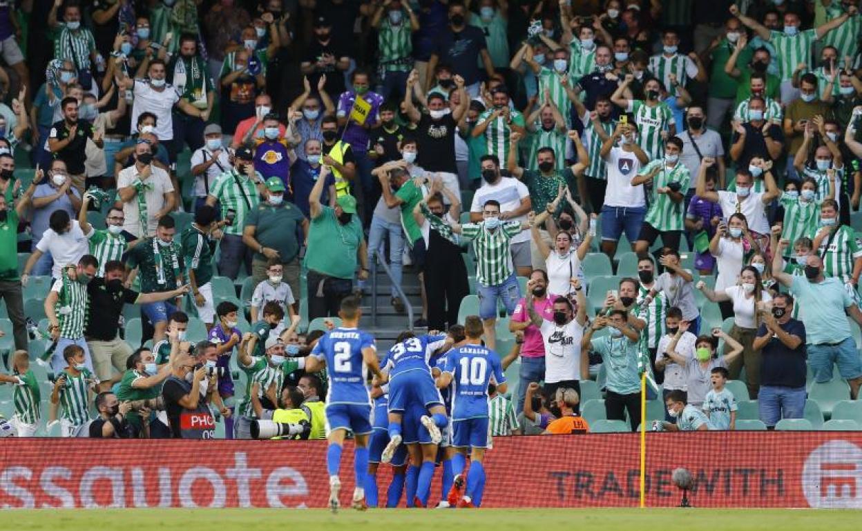 El Betis elige el camino difícil para doblegar al Celtic