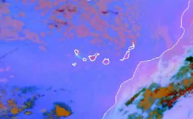 Así se ve el penacho de la erupción de La Palma desde el espacio