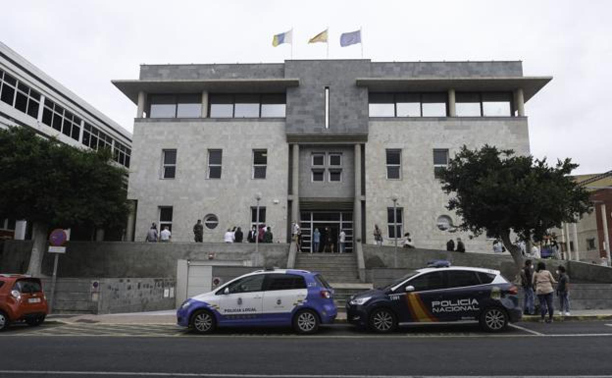 Foto de archivo del edificio principal de los Juzgados. 