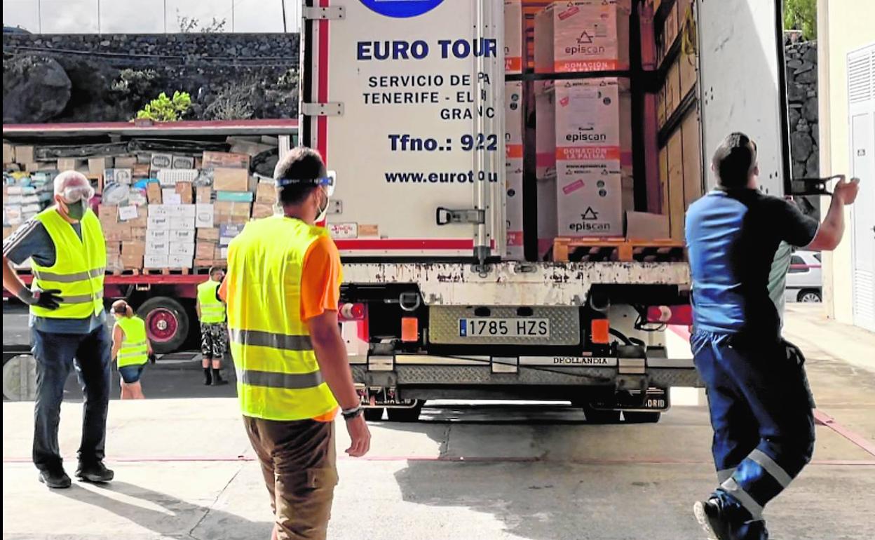 Los palmeros, más fuertes que el volcán