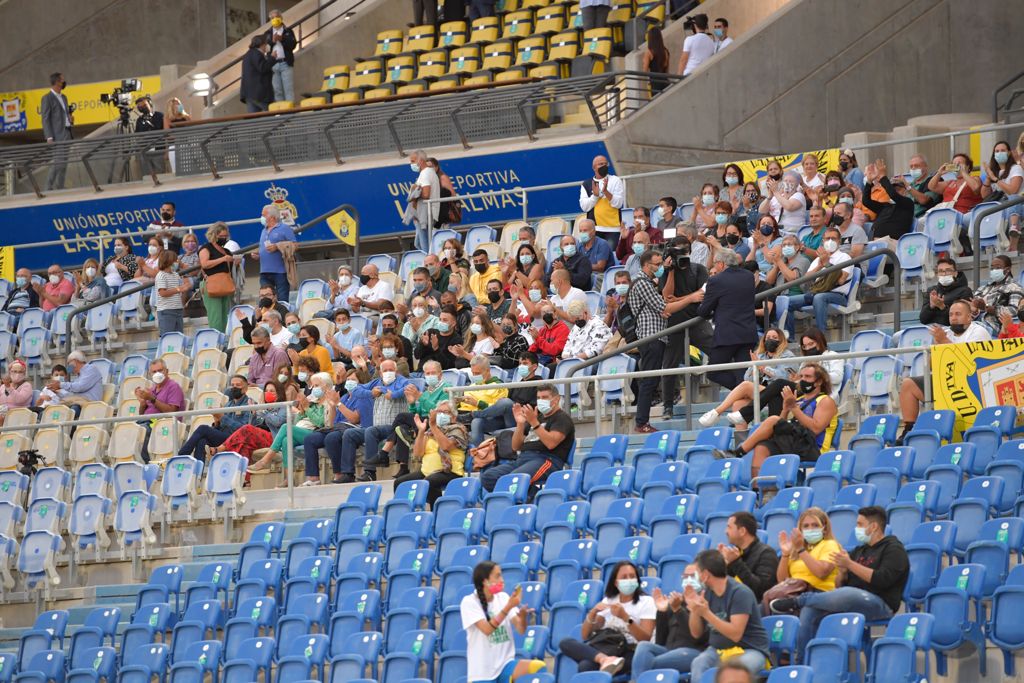 Fotos: Fútbol y música en Gran Canaria en solidaridad con La Palma