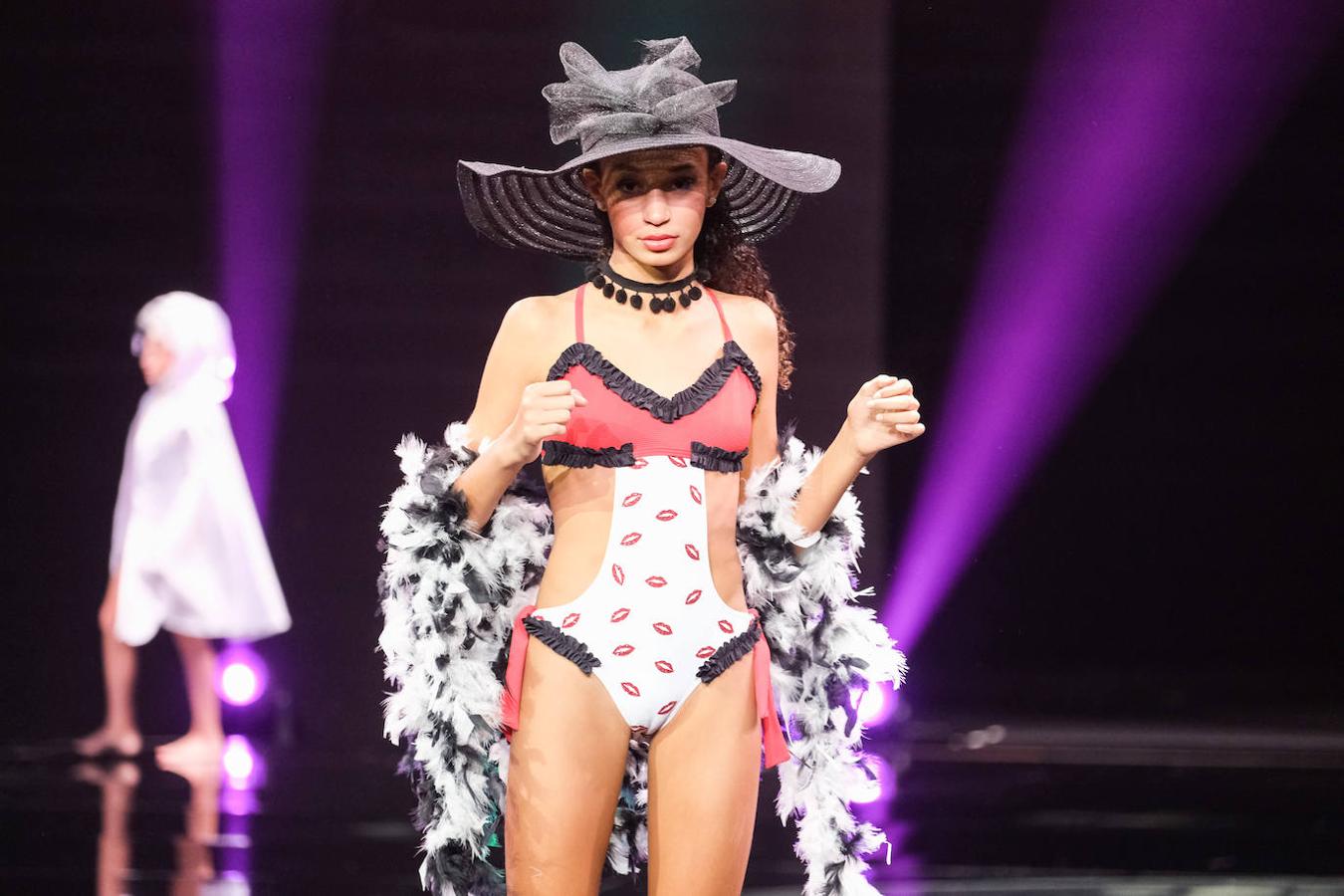 Fotos: Desfile de moda de baño infantil