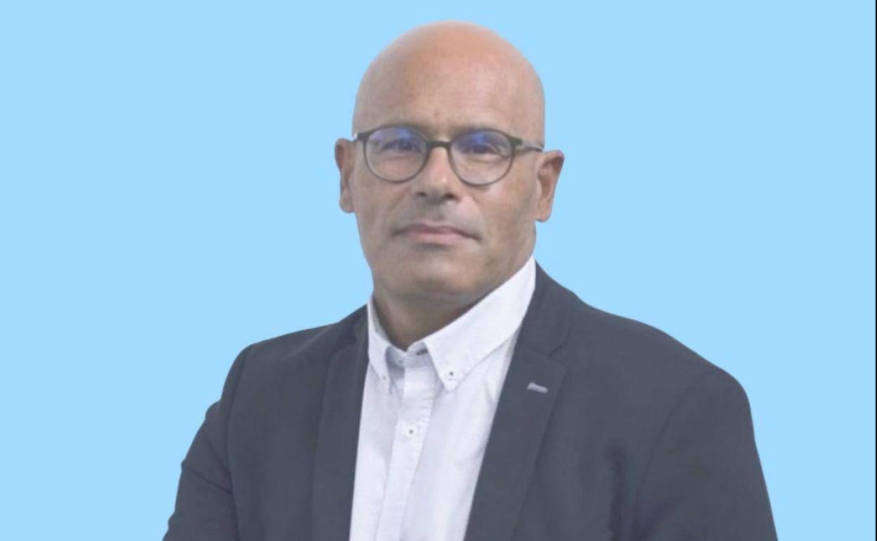 Alberto Santana: «Nosotros apostamos por un modelo moderno y profesional frente a uno familiar»