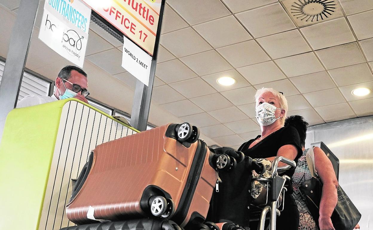 El turismo vuelve con gran fuerza a las islas tras el levantamiento de las restricciones por la pandemia. 