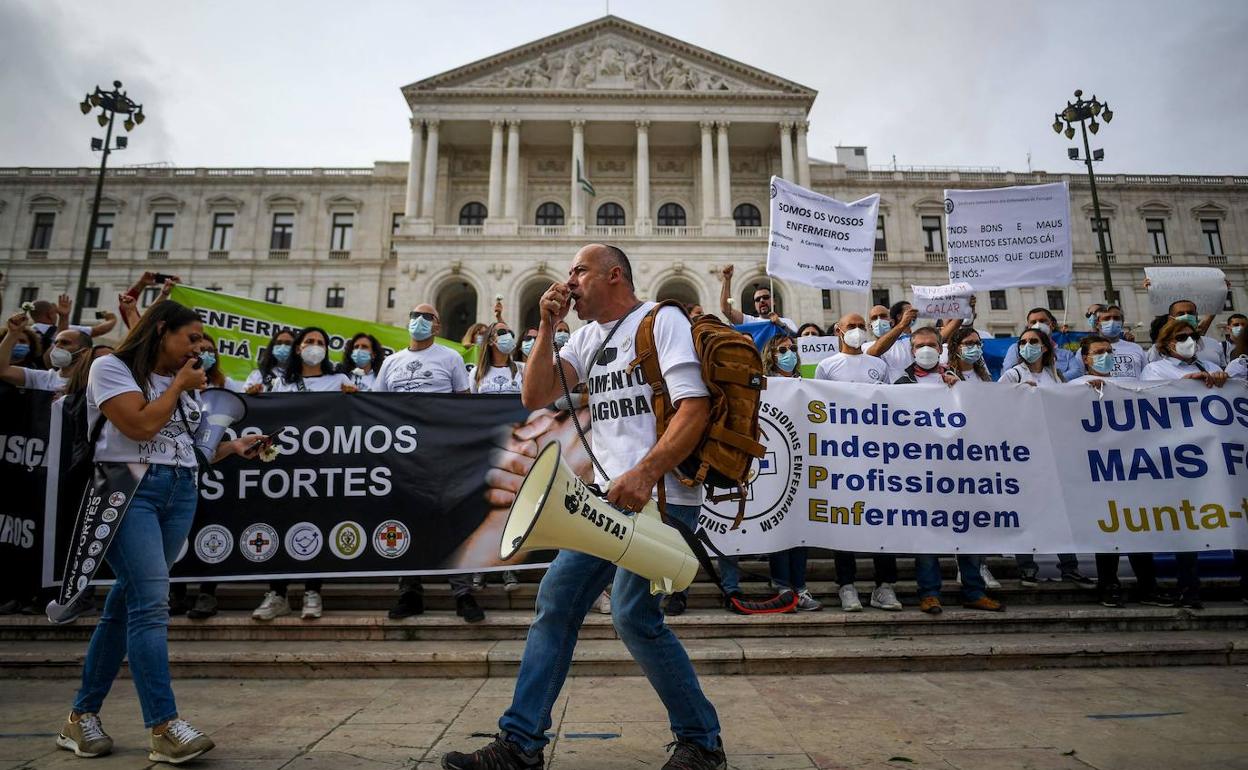 Protesta realizada esta semana en Lisboa contra la política del Gobierno portugués.