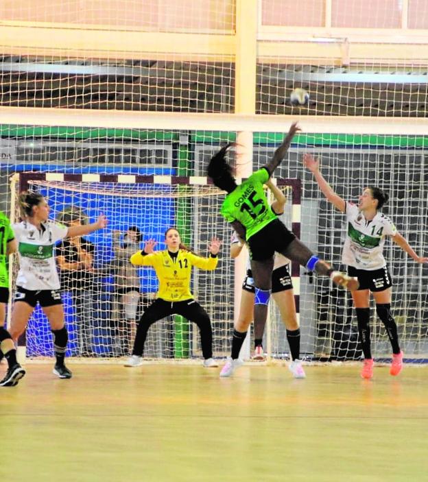 El Rocasa asalta Elche y sigue mostrando sus credenciales