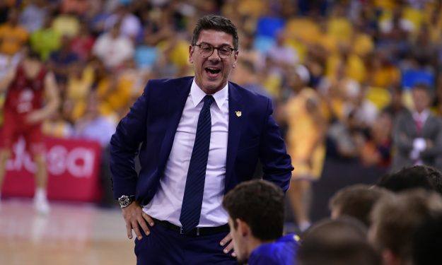 Sentencia favorable a Fotis Katsikaris por despido improcedente