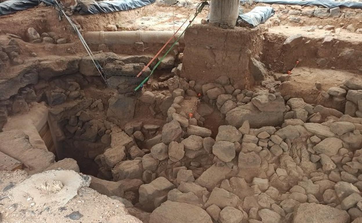 Se excava una cueva en Betancuria para esclarecer su valor arqueológico