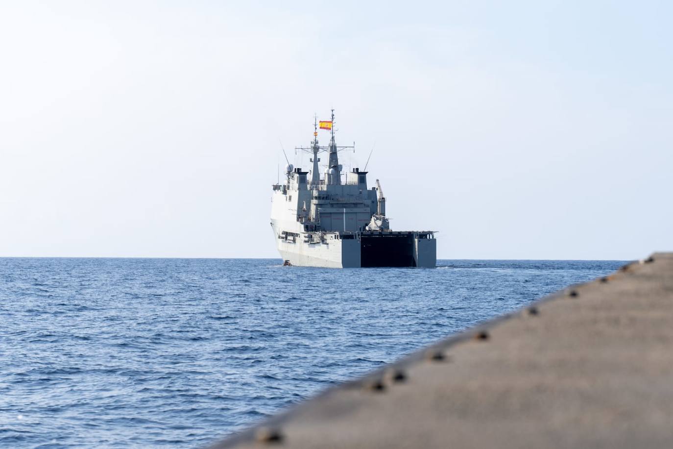 Fotos: Llegada del Buque de Asalto Anfibio «Castilla» a La Palma