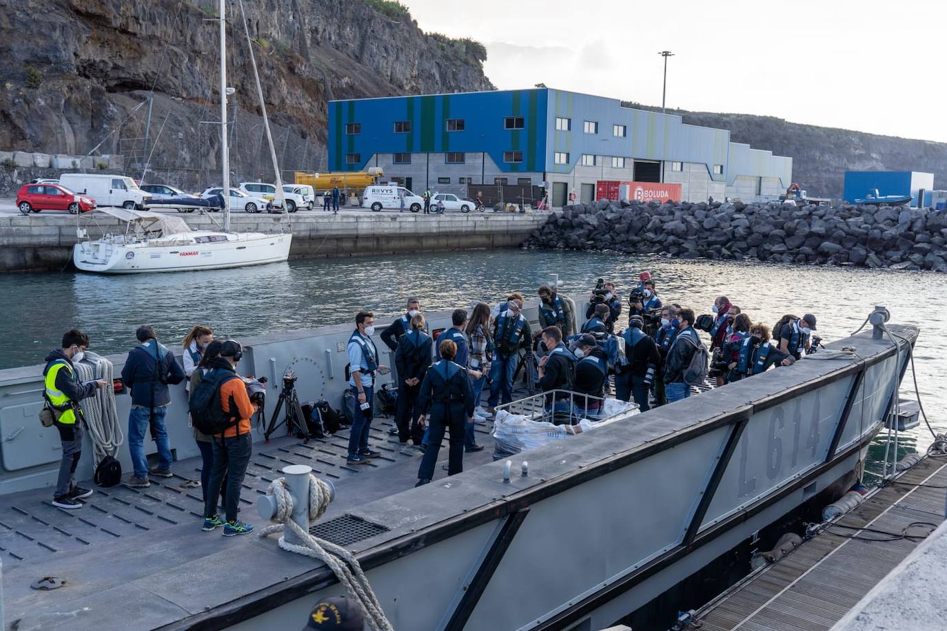 Fotos: Llegada del Buque de Asalto Anfibio «Castilla» a La Palma