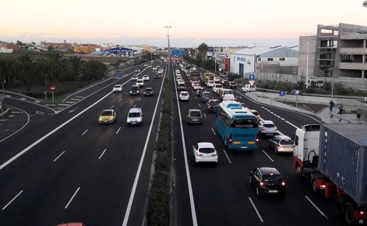 Caen las ventas de vehículos de ocasión en Canarias