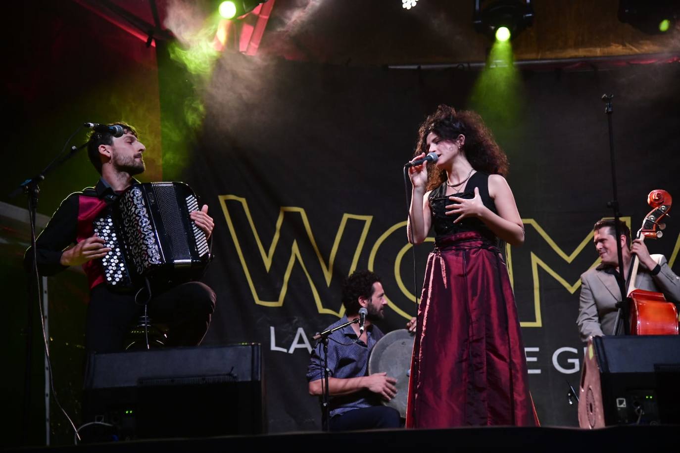 Fotos: El Womad sube el telón con la mezcla de música mauritana y pop de Noura