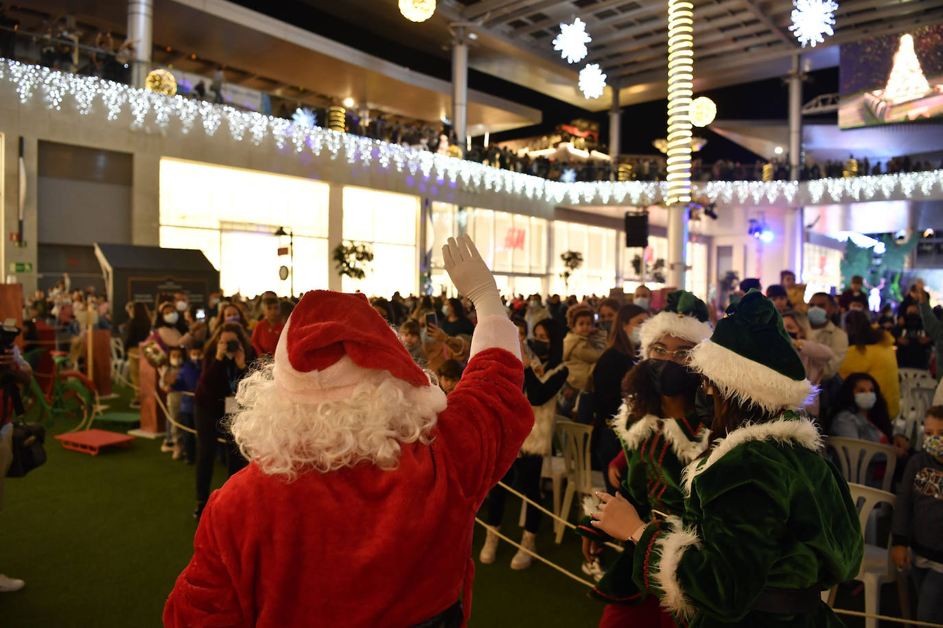 Fotos: Arranque de la navidad en Alisios