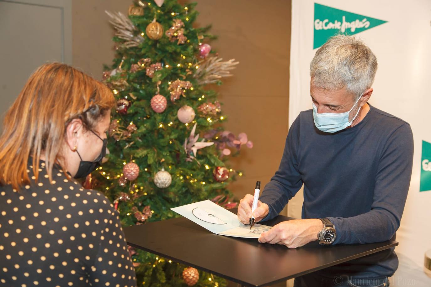 Fotos: Sergio Dalma deleita a sus fans en El Corte Inglés de la capital grancanaria