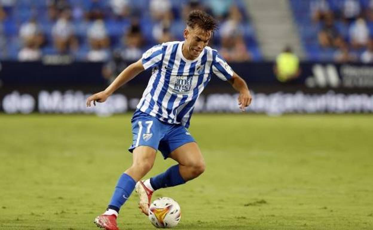 Paulino, en un encuentro con el Málaga. 