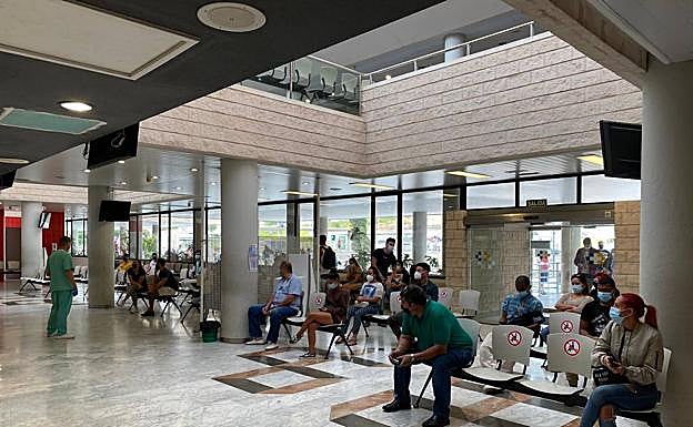 Los contagios continúan en ascenso con 323 casos en las islas